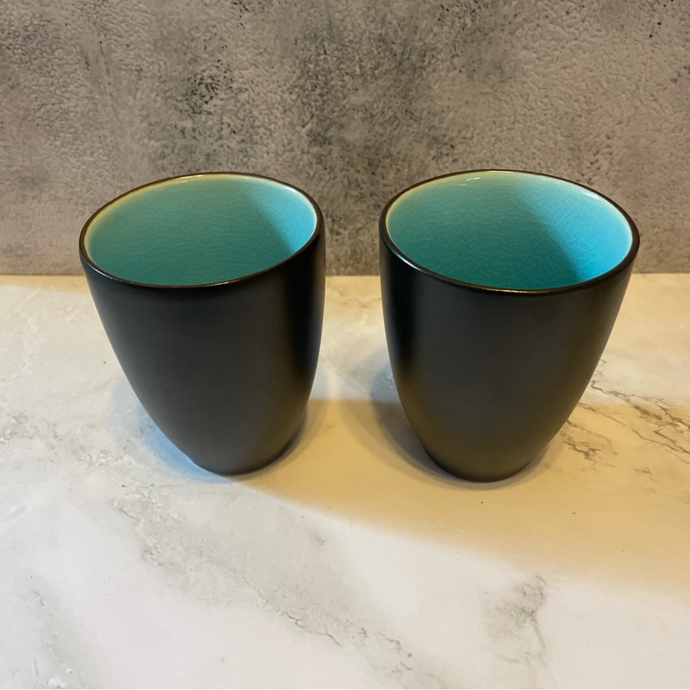 Set of 2 Retro Ceramic Tea Cups With Blue Crackle Glaze NWT